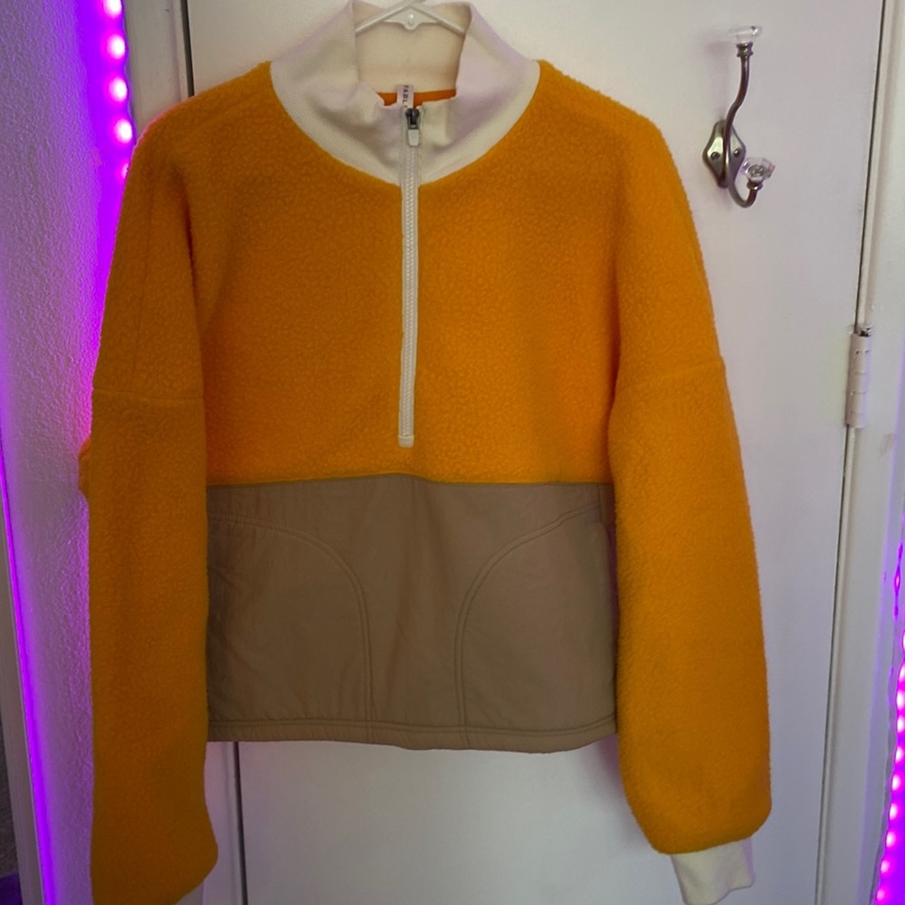 Yellow Fabletics sweat shirt with zipper